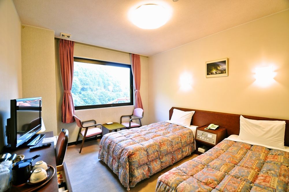 Hotel Obokekyo Mannaka Miyoshi  Esterno foto