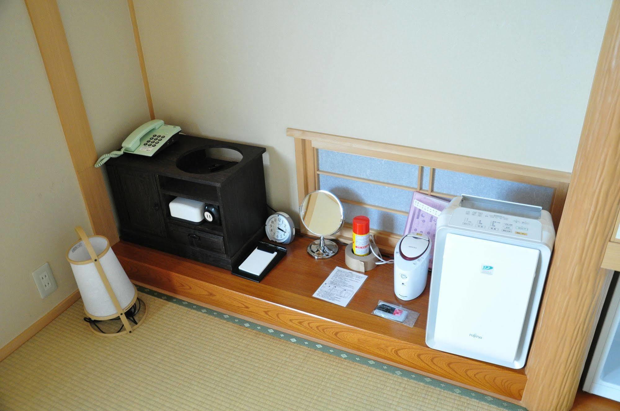 Hotel Obokekyo Mannaka Miyoshi  Esterno foto