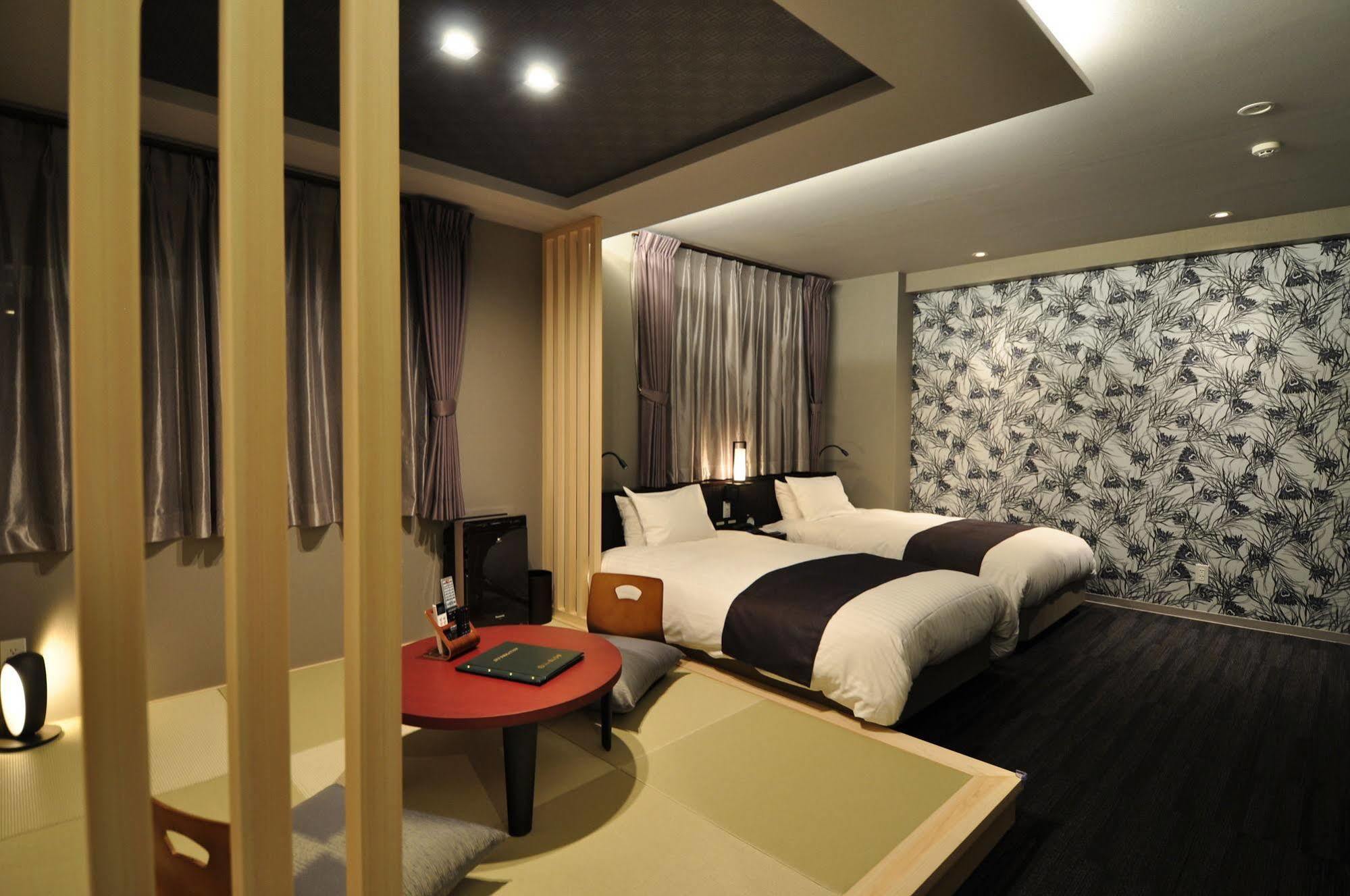 Hotel Obokekyo Mannaka Miyoshi  Esterno foto