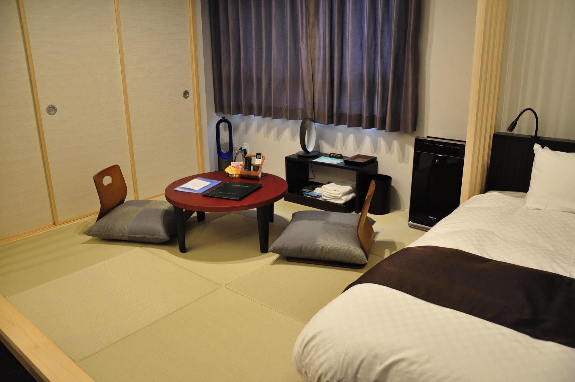 Hotel Obokekyo Mannaka Miyoshi  Esterno foto
